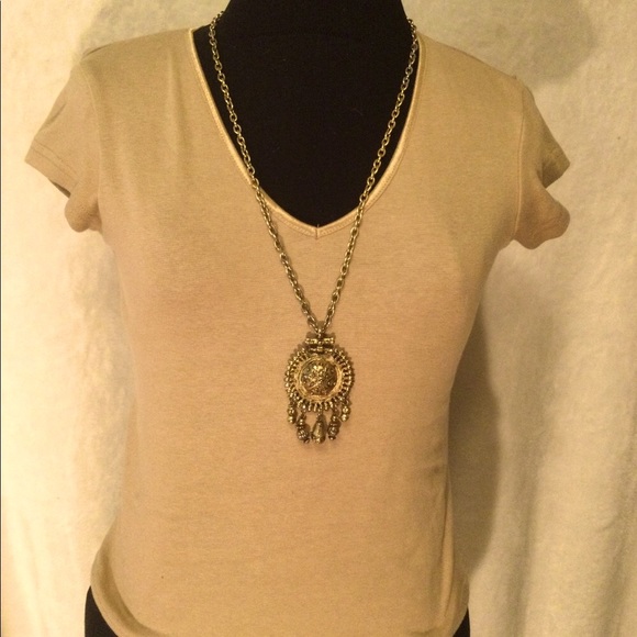 💥NWOT🦋RED PAINT🦋STRETCH TEE💥 - Picture 1 of 6